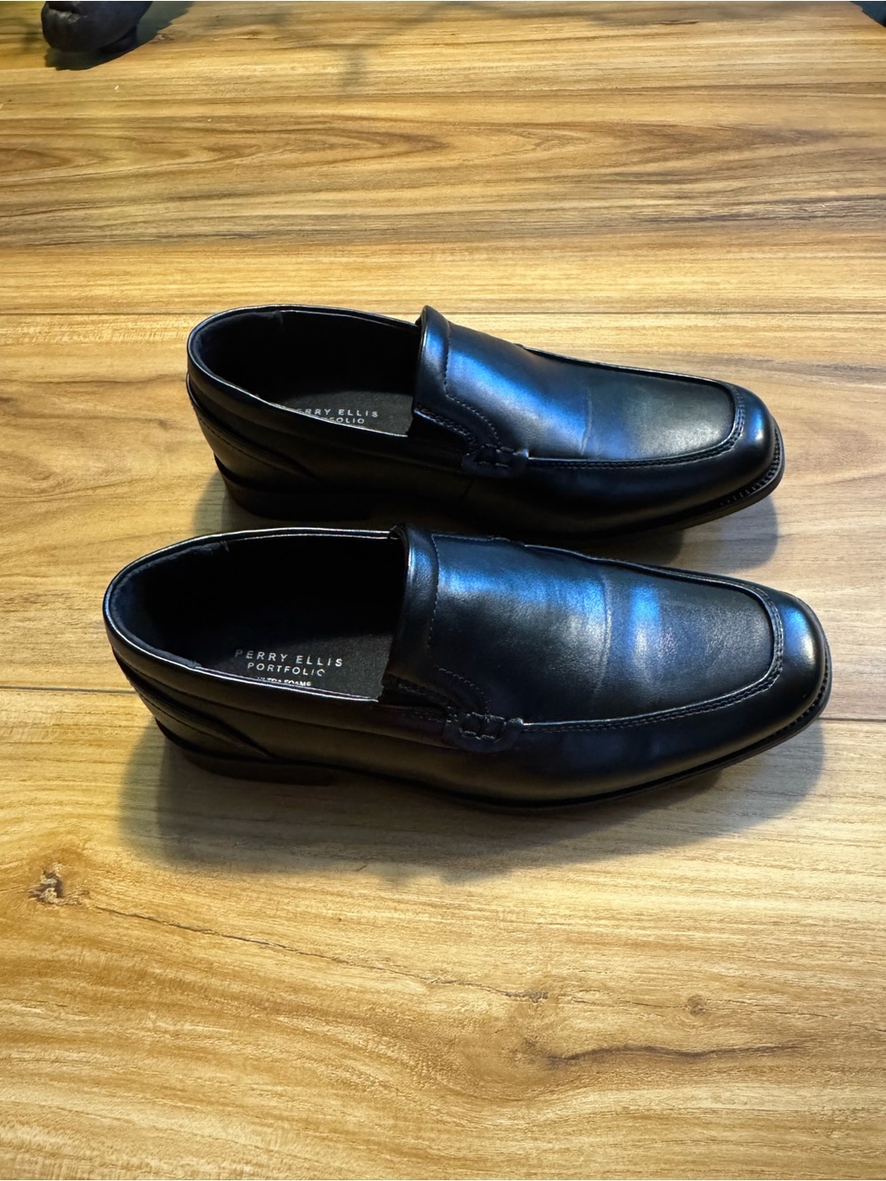 Perry Ellis Portfolio Black Faux Leather Slip-On Dress Loafers for Kids Size 4